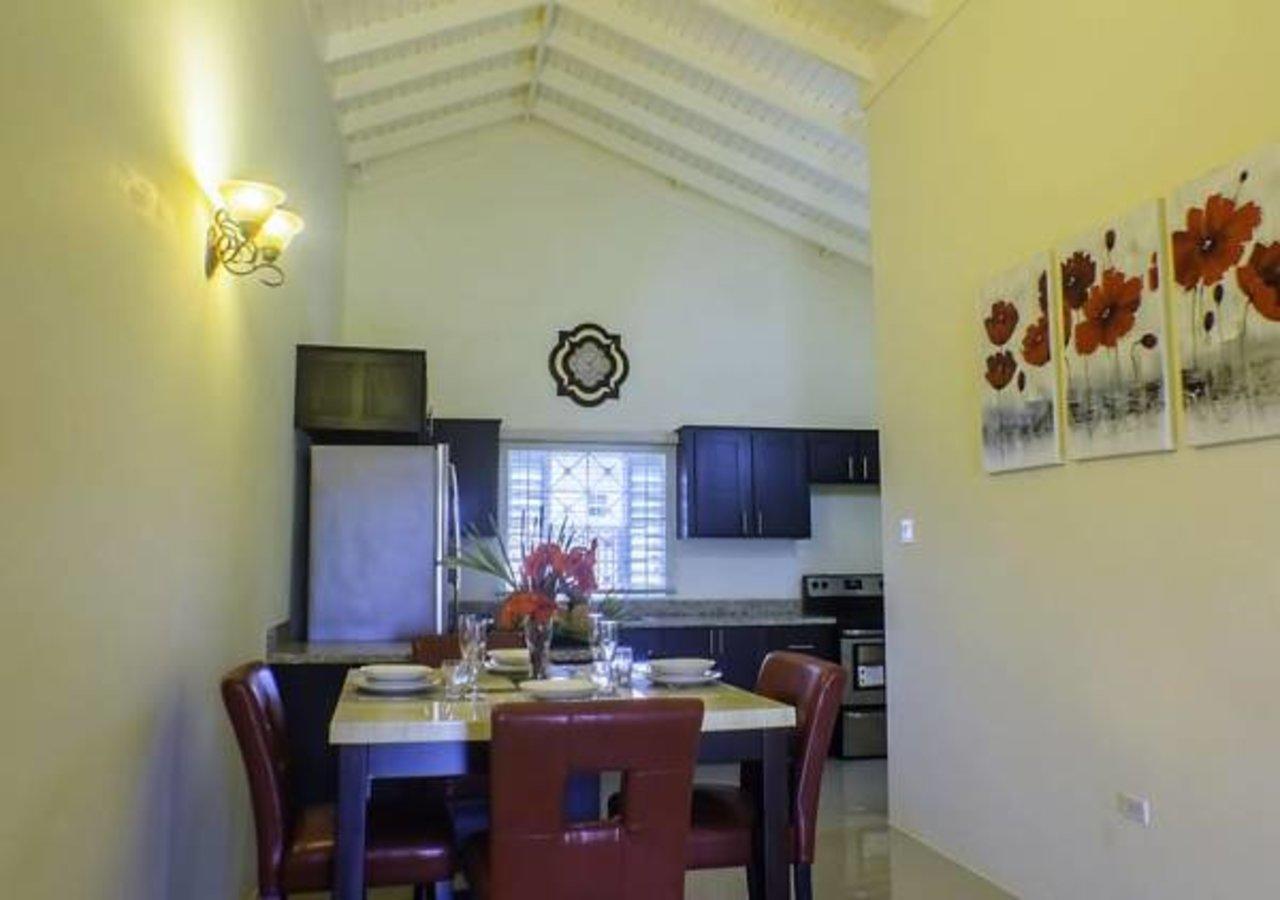 N2N Suites - Ochio Rios Vacation Home Очо-Ріос Екстер'єр фото